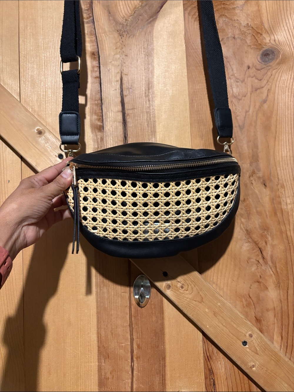 Black & Natural Woven Crossbody Belt Bag